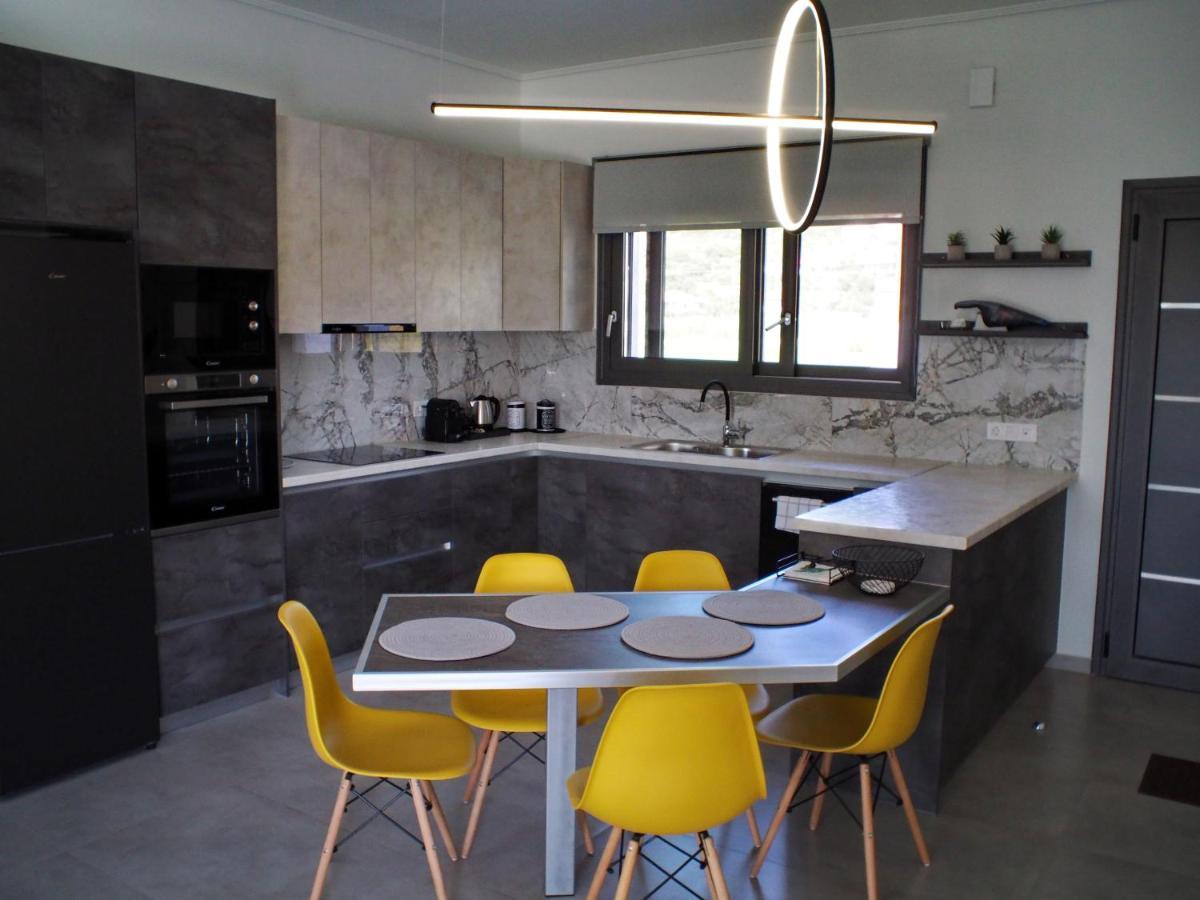 Nostos Luxury Villas With Private Pool In Návpaktosz Kültér fotó