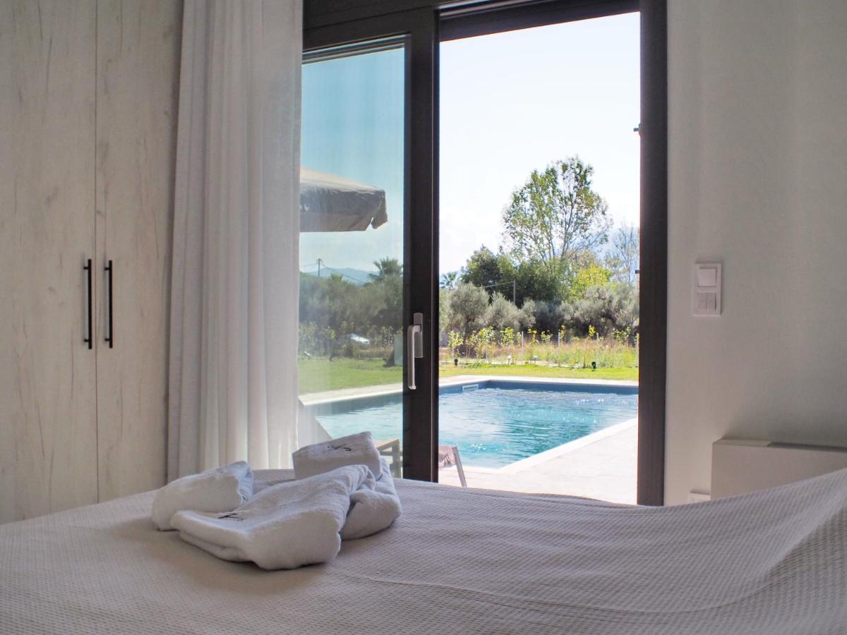 Nostos Luxury Villas With Private Pool In Návpaktosz Kültér fotó