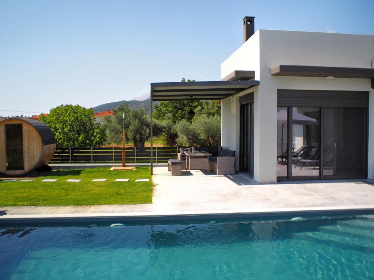 Nostos Luxury Villas With Private Pool In Návpaktosz Kültér fotó