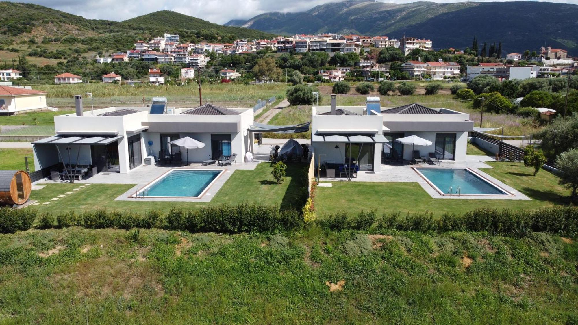 Nostos Luxury Villas With Private Pool In Návpaktosz Kültér fotó